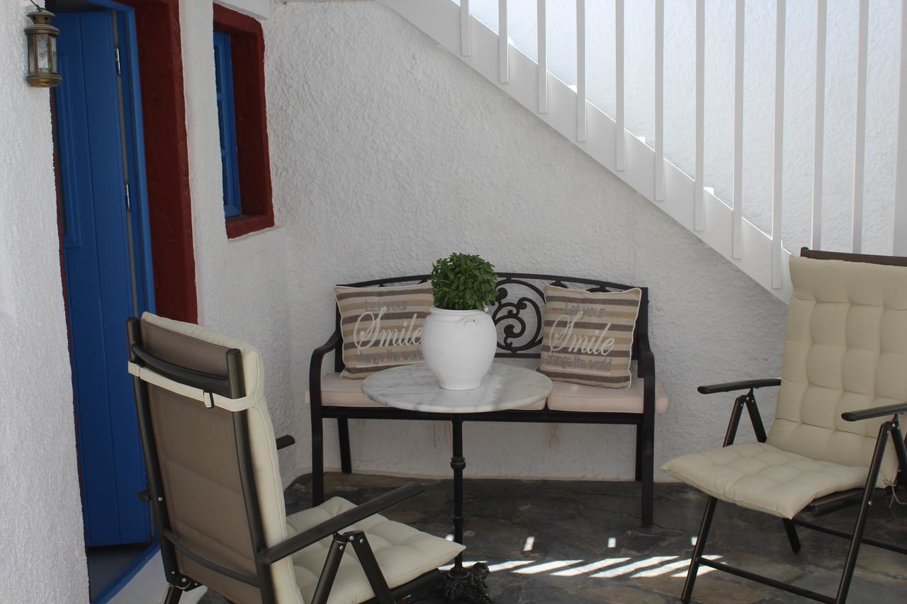 Santoimage House Villa Oía Exterior photo